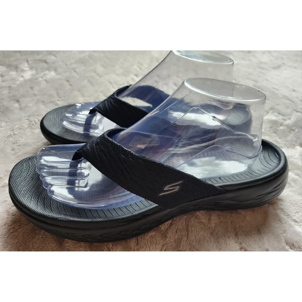 Skechers On-The-Go 600 Sunny Black Flip Flop Sandals Womens 10 140037